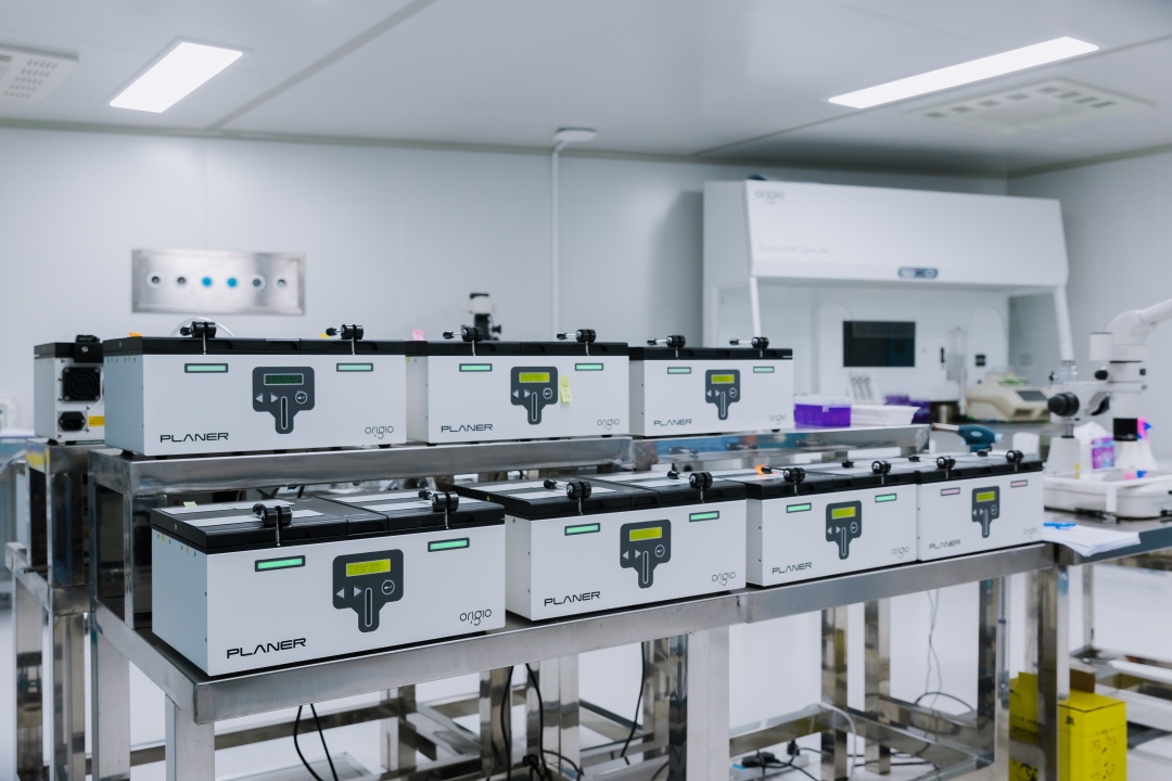 丹若国际生殖医院胚胎实验室 - 胚胎培养箱